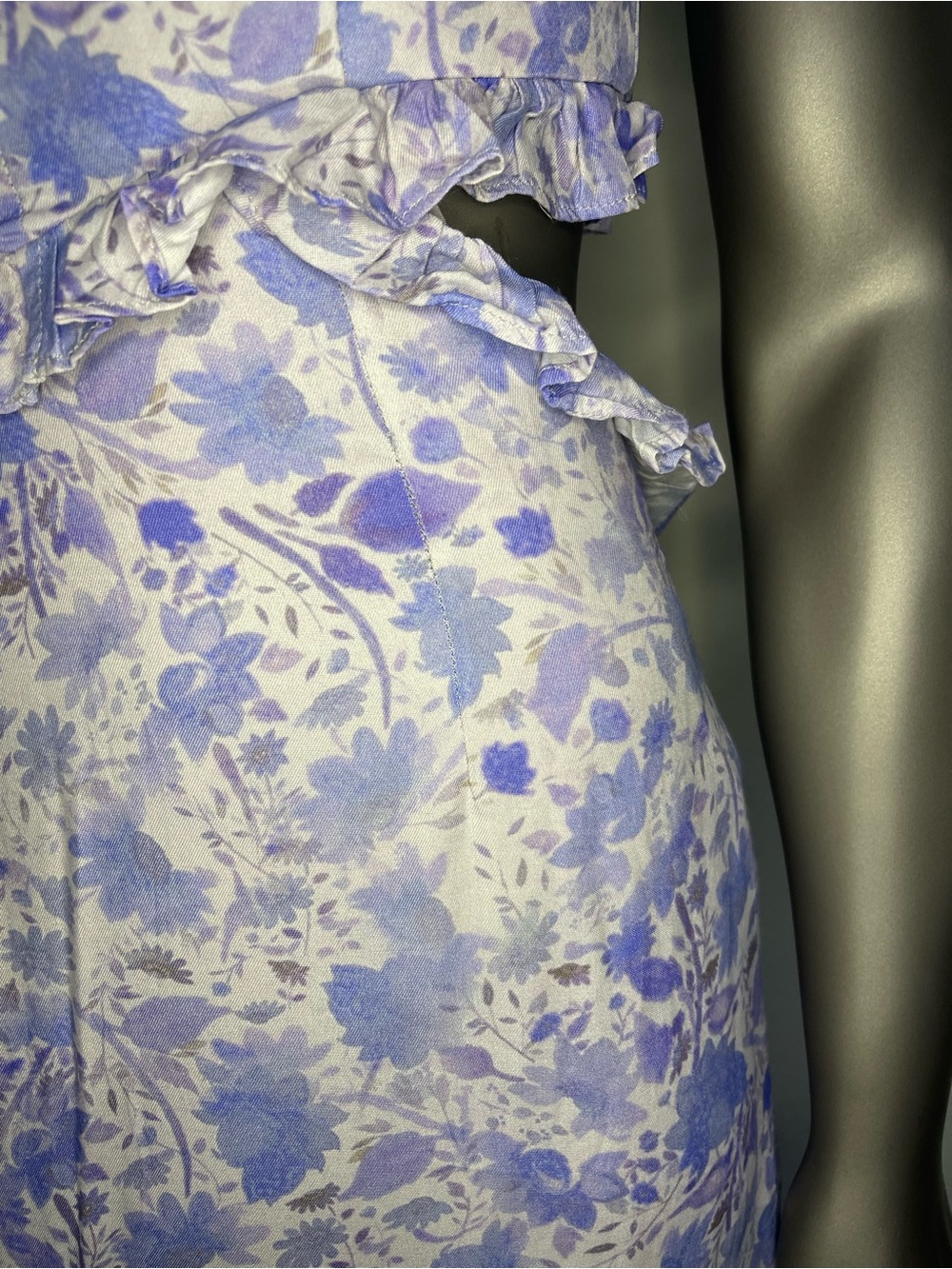 Astr The Label Cassis Dress S Blue Floral Maxi Ruffled Flowy Painterly Pastel - Picture 6 of 13